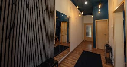Whole house - 3 bedrooms 2 bathrooms