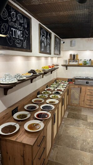 Tägliches inbegriffenes Frühstücksbuffet