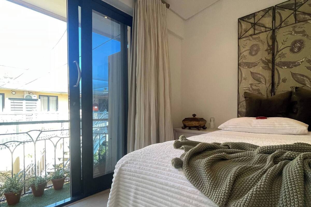 Rum - 1 sovrum - rökare - balkong