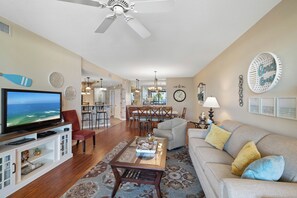 TV - Romar House 101B by Liquid Life (Orange Beach)