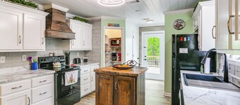 Explore Tupelo & Natchez Trace! Southern Getaway