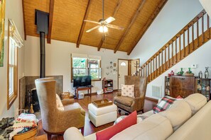 House (3 Bedrooms) | Interior - Pets Welcome! Dahlonega Gem w/ Deck, 9 Mi to Town (Dahlonega)
