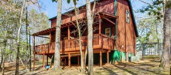 Pets Welcome! Dahlonega Gem w/ Deck, 9 Mi to Town