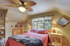 Interior - All-season Family Retreat w/ Dock on Loon Lake! (Chestertown)