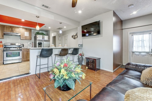 Socal Launchpad: 3BR in Hawthorne, 4 Mi to Sofi!