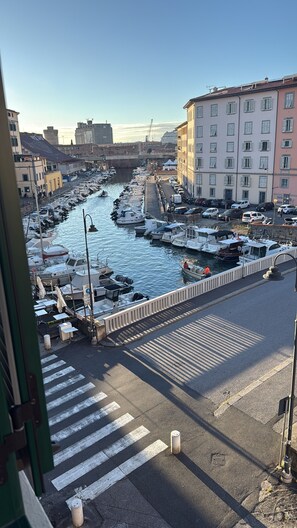 Marina - Apartment for Families new on the canals of the Venice neighborhood (Livorno)