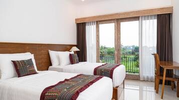 Deluxe-Zweibettzimmer, Balkon, Gartenblick