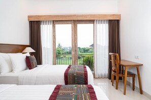 Deluxe-værelse med 2 enkeltsenge - balkon - udsigt til have