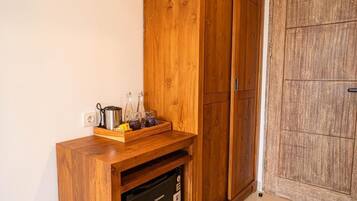 Deluxe Twin Room, Balcony, Garden View | Bahagian dalam