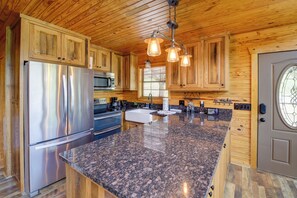 Interior - Expansive Smoky Mtn Retreat w/ Main & Guest Cabins (Sevierville)