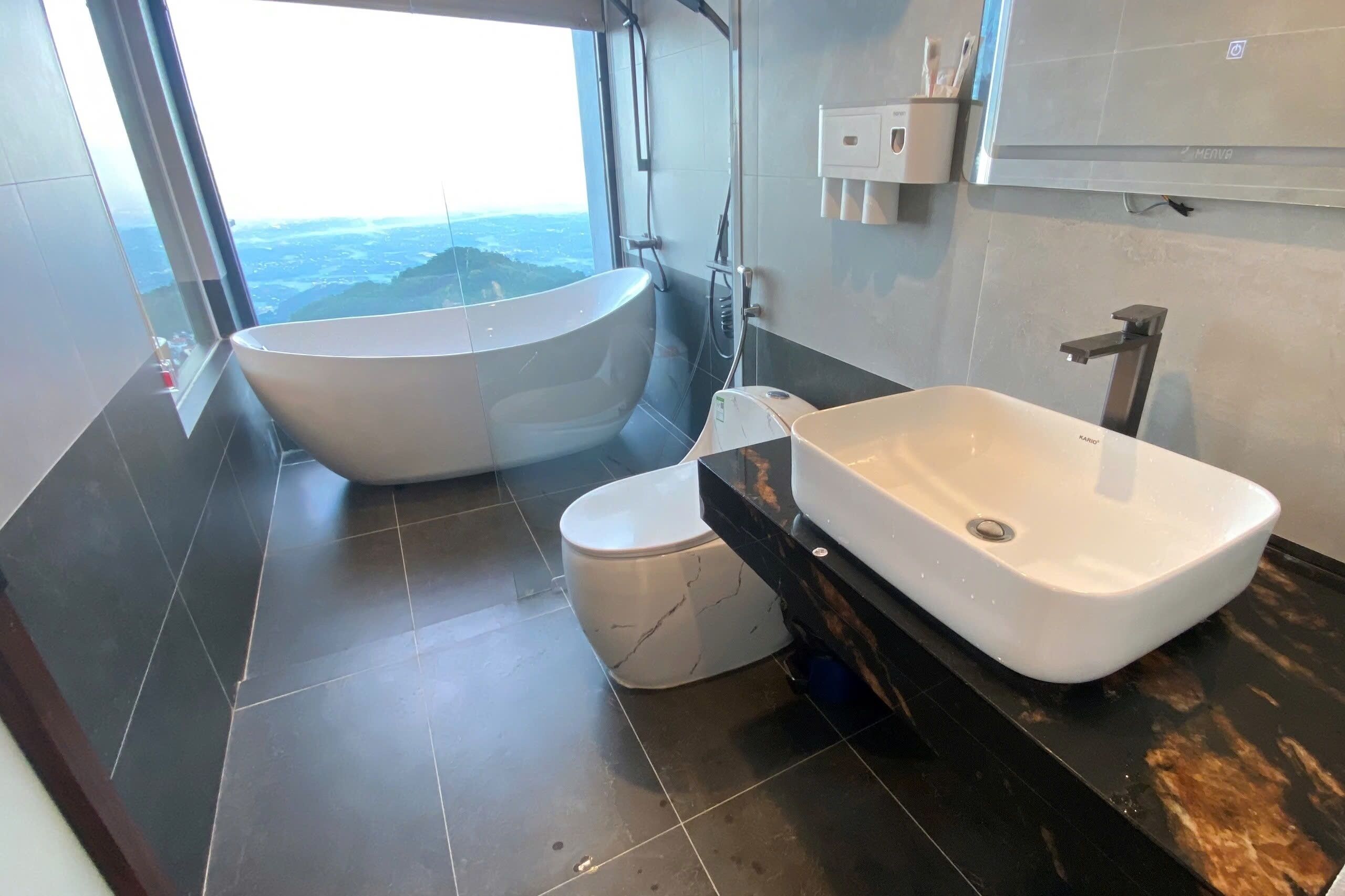 Doppia uso singolo, vista montagna | Bagno