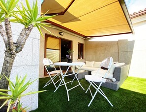 屋外ダイニングエリア