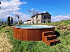 Pool - Stunning private villa with private pool, WIFI, TV, terrace, pets allowed and panoramic view (Barga)