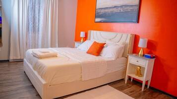 2 bedrooms, iron/ironing board, WiFi, bed sheets