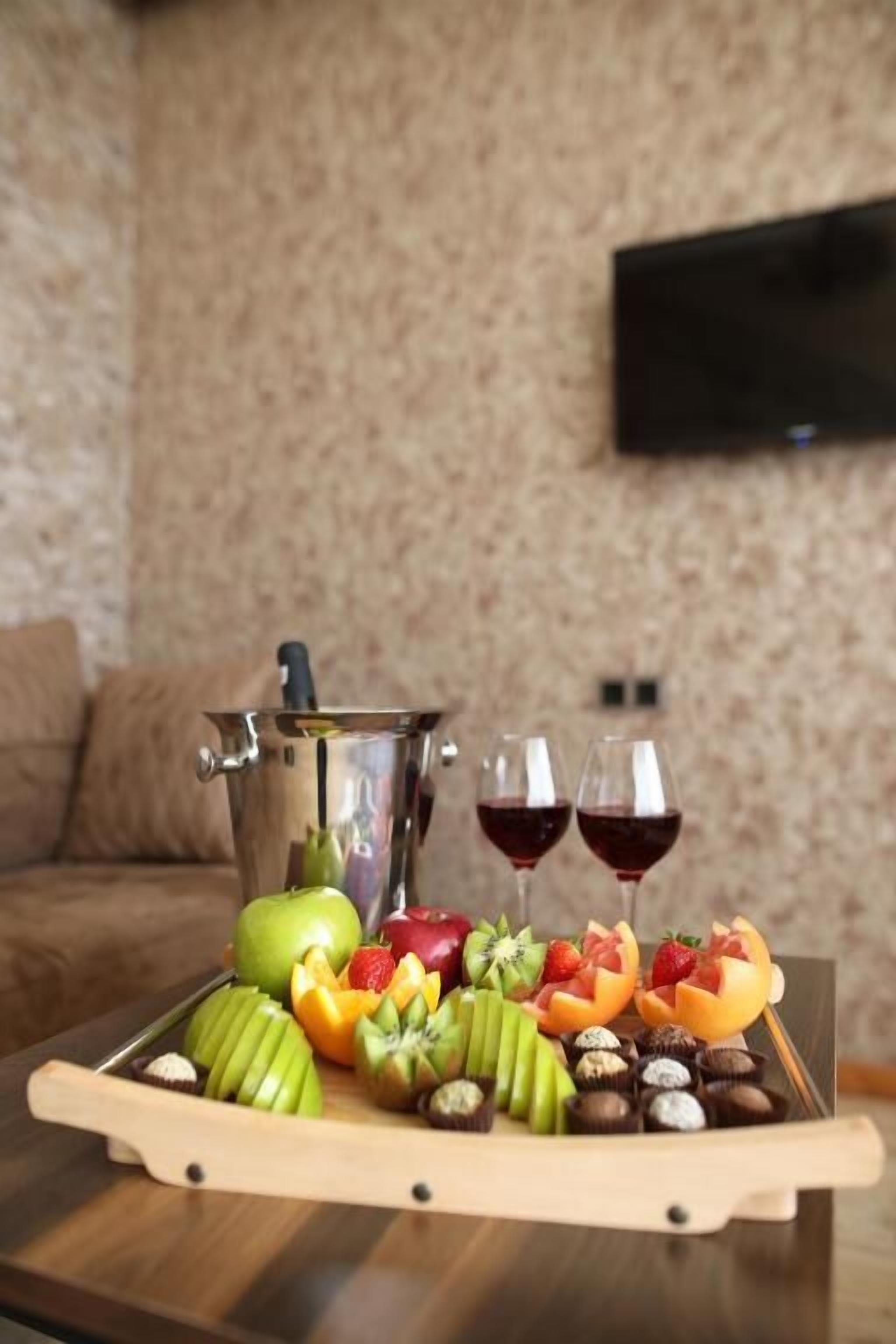 럭셔리 트리플룸, 발코니, 산 전망 | 내부