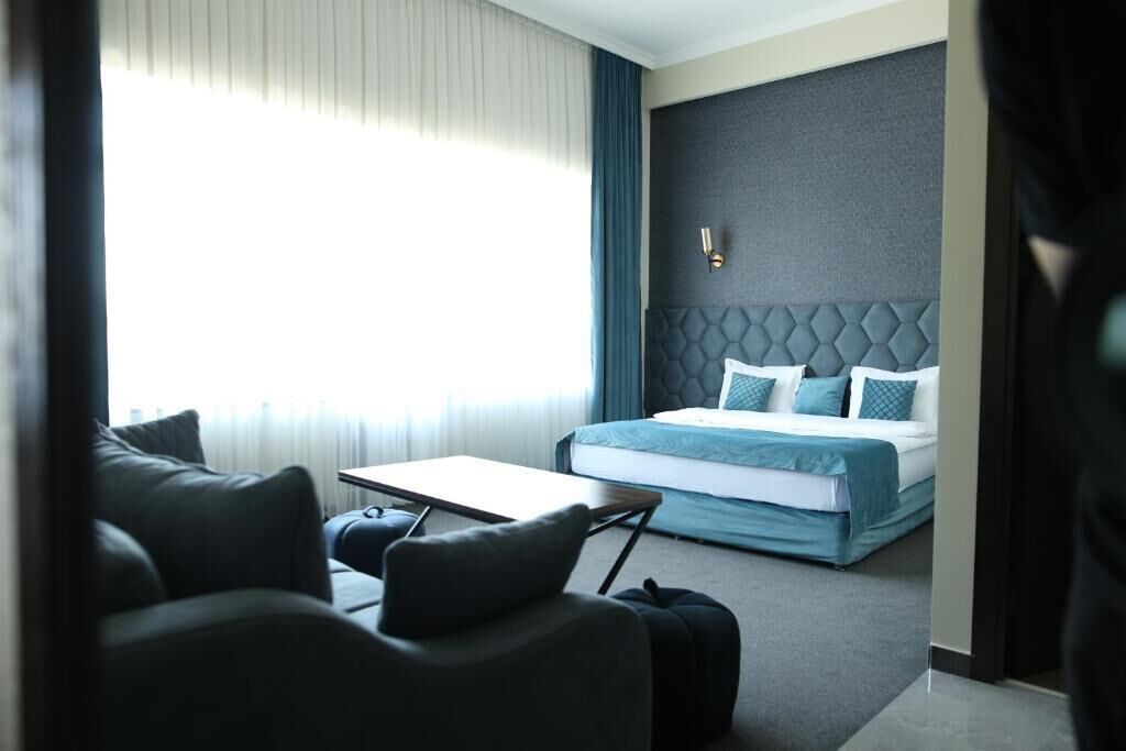 ダブルルーム バルコニー マウンテンビュー