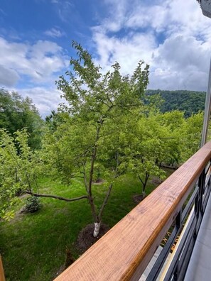 Property grounds - RestArt Boutique Hotel (Dilijan)