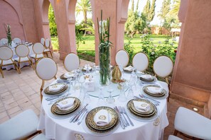 Área para banquetes al aire libre