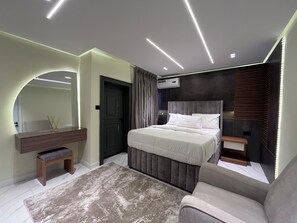 3 Schlafzimmer, Bügeleisen/Bügelbrett, WLAN