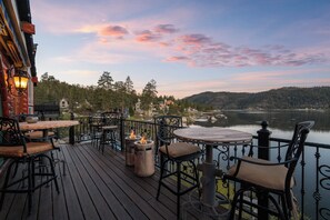 Outdoor dining - Lakefront Cottage w/ Hot Tub | Iconic Boulder Bay Retreat (Big Bear Lake)