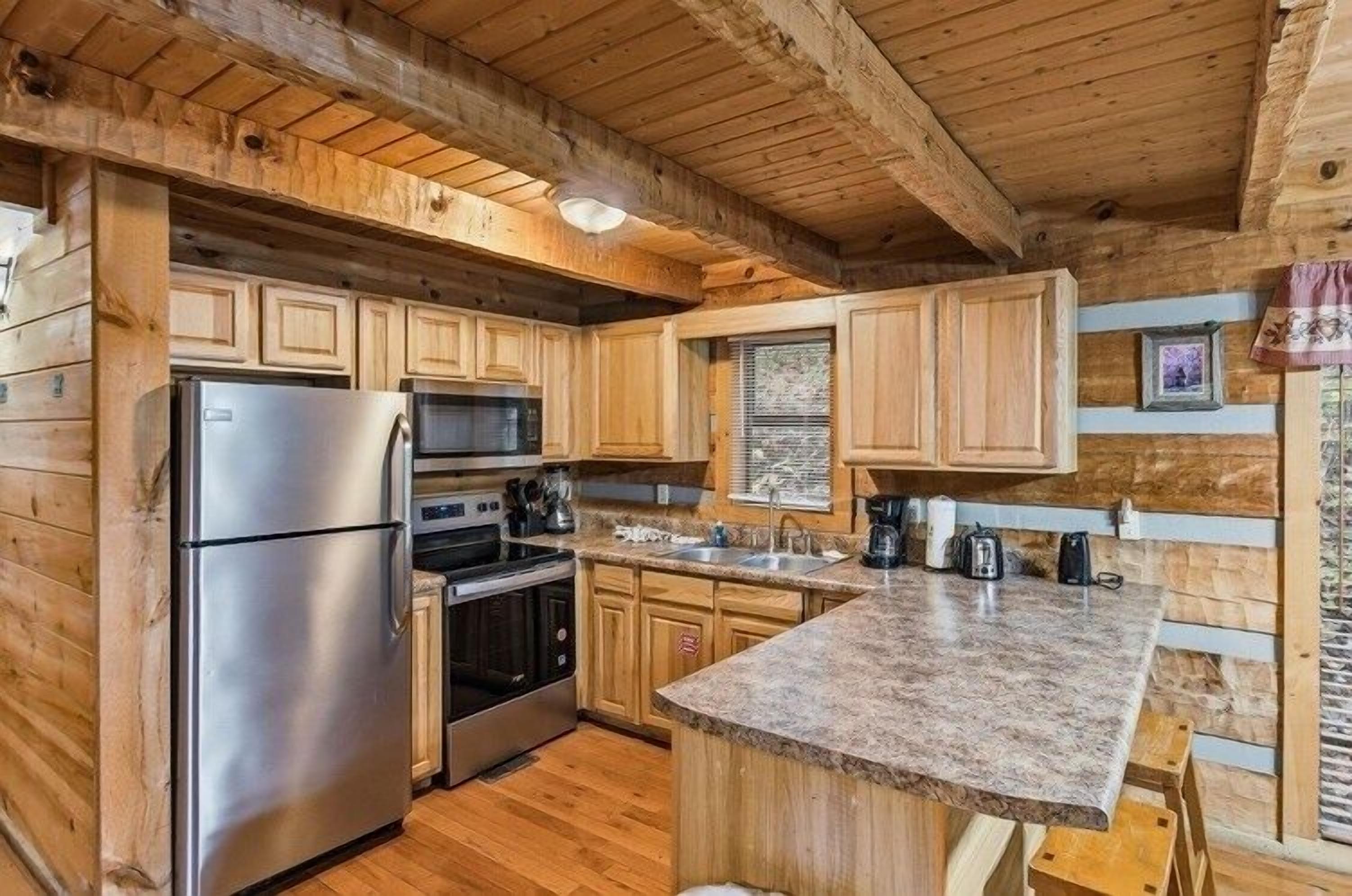 House, 2 Bedrooms | Private kitchen