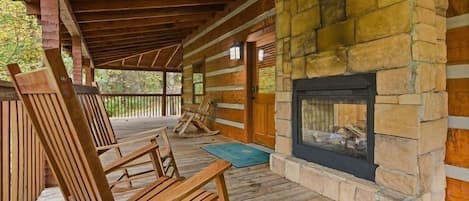 House, 2 Bedrooms | Terrace/patio