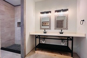 Bathroom - Sanctuary Retreat 3 Bedroom Home (Sevierville)