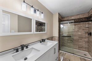 Bathroom - Club Ocean Villas 63 (Ocean City)