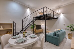Interior - Sophisticated 1 bedroom apartment GOBLUGF (Cospicua)
