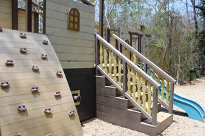 Children’s area - Tulum Paradise | 4BR Home with Private Pool (Tulum)