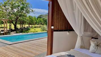 Luxury Villa, Pool View