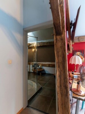 Superior Double or Twin Room, Hill View | Interior - La Vie en Rose hotel (GOUVY)