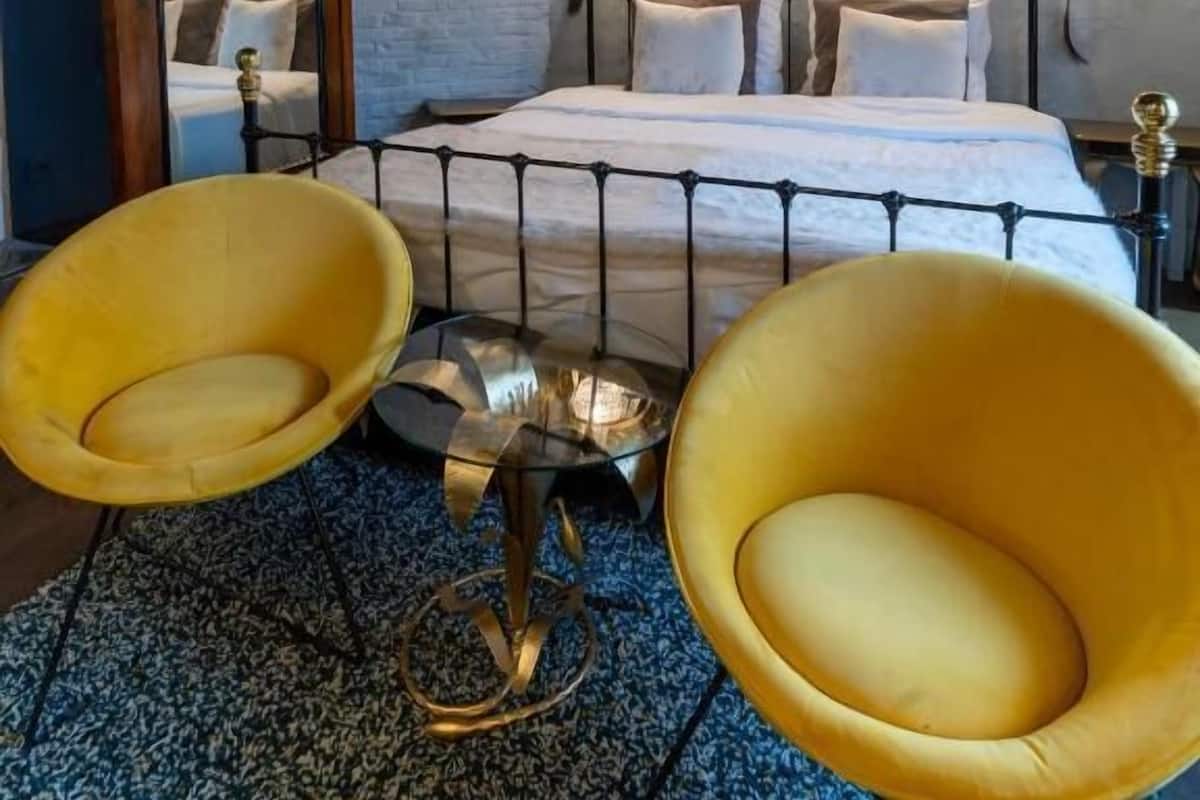 Deluxe Double Room, City View