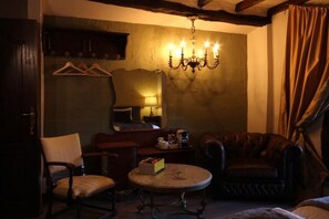 Kamar Double atau Twin Deluks, pemandangan halaman | Interior