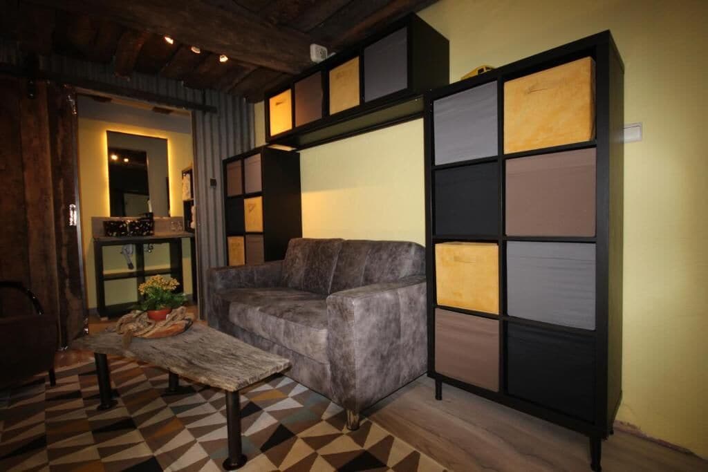 ' De Veulentjes kamer ' | Living area | 32-inch Smart TV with digital channels, Netflix, streaming services
