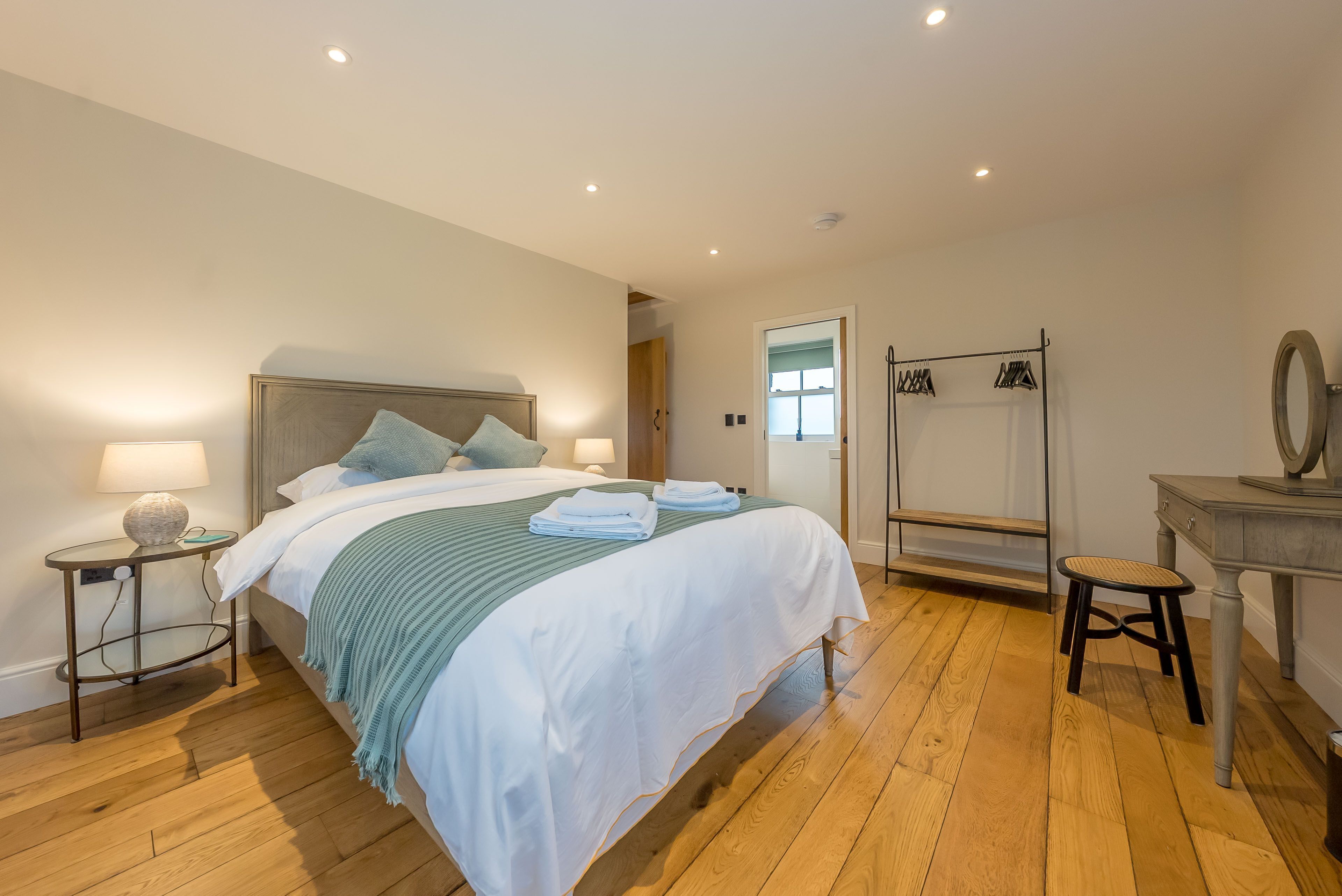 4 bedrooms, travel cot, WiFi, bed sheets