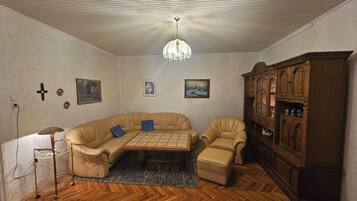 TV, DVD player, books
