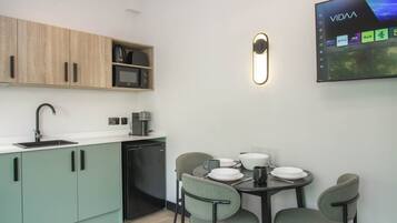 Family Apartment | Dining room