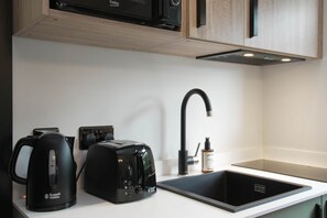 Standard Apartment | Private kitchen - The Sixty 19 Stylish Studios and Apt. (Cardiff)