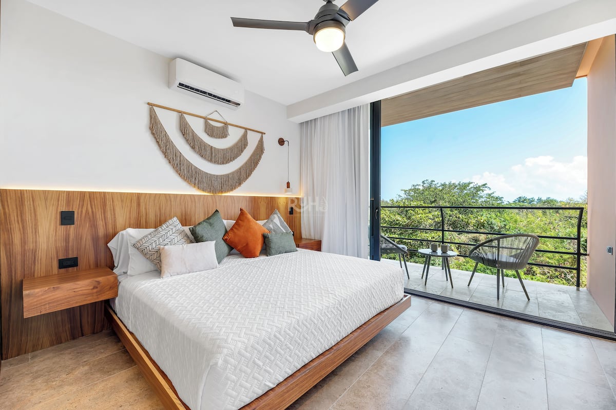 슈피리어 스튜디오, 발코니, 정원 전망