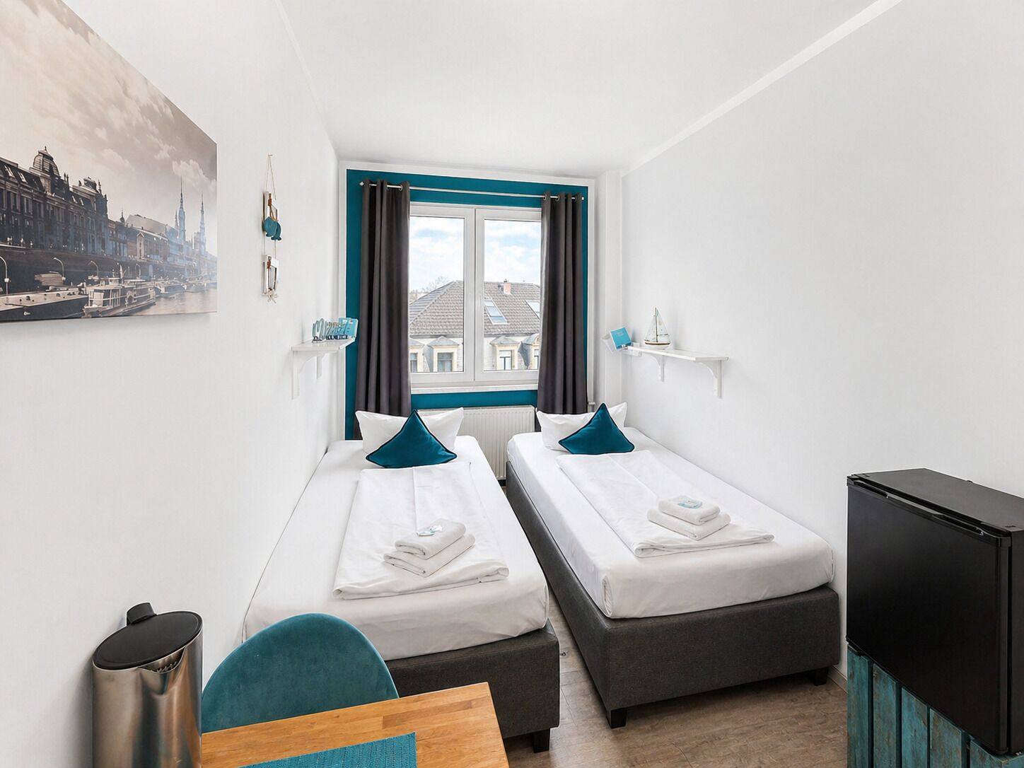 Economy-Doppelzimmer | Schreibtisch, laptopgeeigneter Arbeitsplatz, kostenloses WLAN