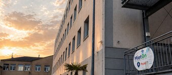 德勒斯登奧魯姆艾爾布飯店  