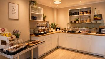 Colazione a buffet a pagamento, servita tutte le mattine