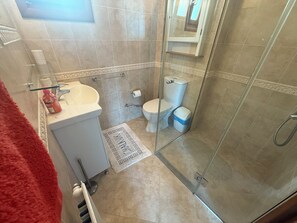 Bathroom - 3-bedroom villa in beautiful Possidi with spectacular sea view steps from beach (Possidi)
