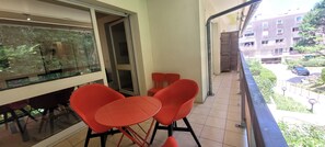 Property grounds - 2-room apartment sleeps 6 (Trouville-sur-Mer)