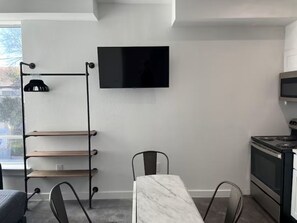 Interior - Perfect Studio In UT West Campus (Austin)