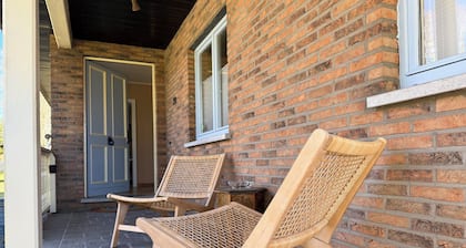 Rainbow Bungalow - Komm und entspanne dich in der Gartenensauna