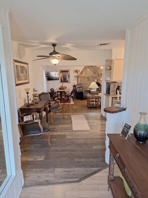Interior - Patio Retreat! Family Getaway with Large Privacy Fenced Yard! 6 miles to Beach! (Sebastian)