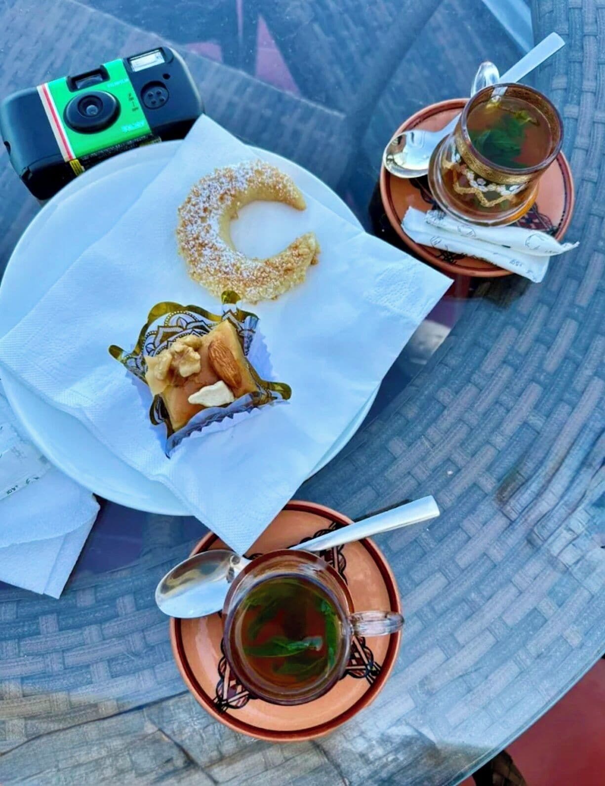 Thức ăn và đồ uống