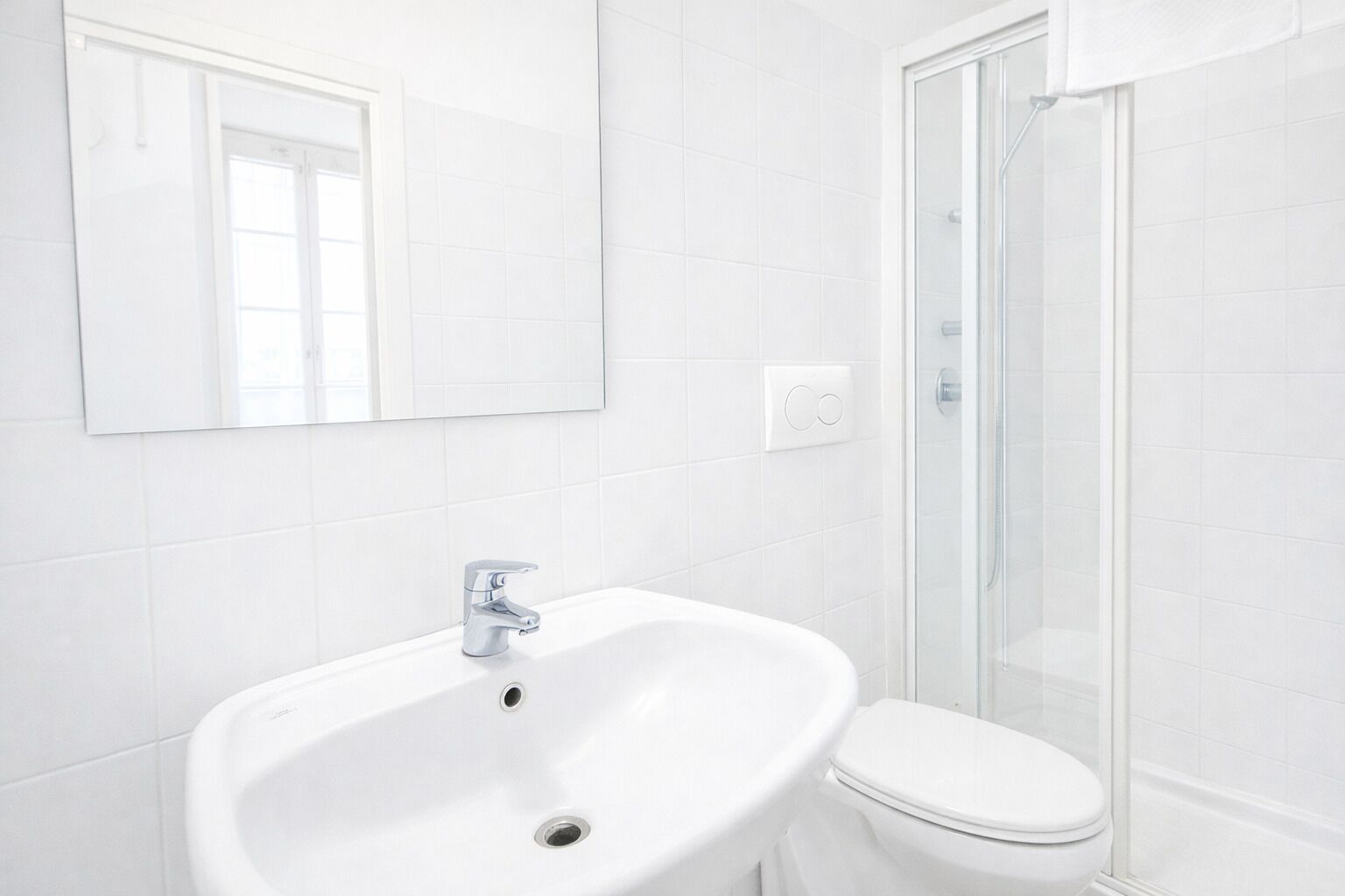 Classic Apartment | Bathroom